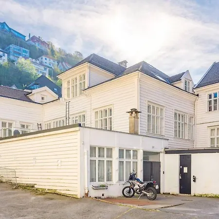 Private Twin Next To Fish Market And Bryggen Apartman *